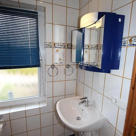 Haus Seestern Mit Strandkorb Inkl Goehren  Exterior photo