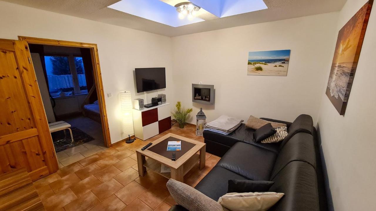 Haus Seestern Mit Strandkorb Inkl Goehren (Ruegen)